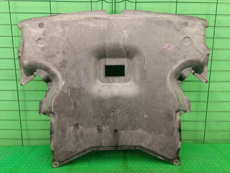 Защита двигателя Mercedes-Benz 2004 W203