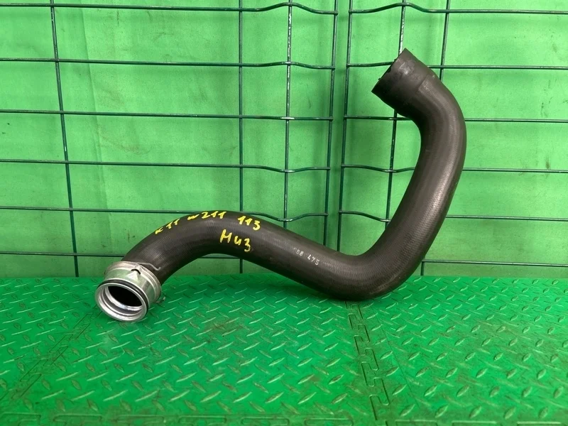 Патрубок системы охлаждения Mercedes-Benz CLS 2005 W219