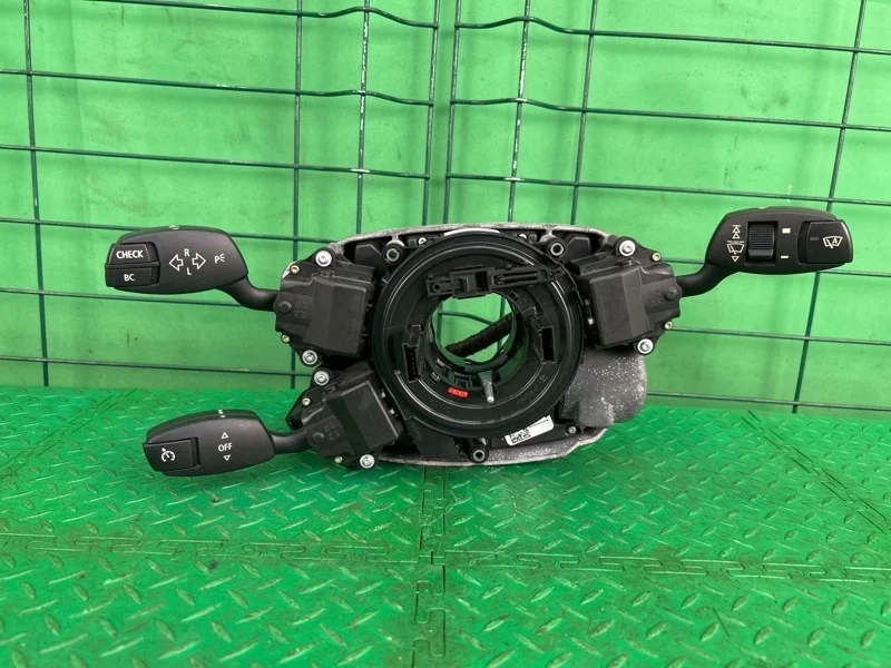 Переключатель подрулевой сборе BMW 5 2005 E60