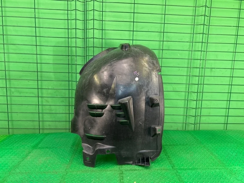 Подкрылок Mercedes-Benz 2007 W211