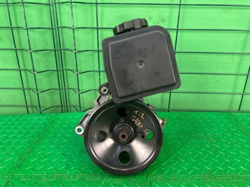 Насос гидроусилителя руля Mercedes-Benz W203