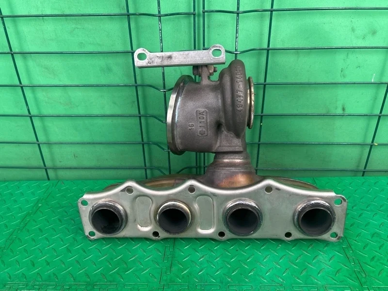 Коллектор выпускной BMW 5 F10