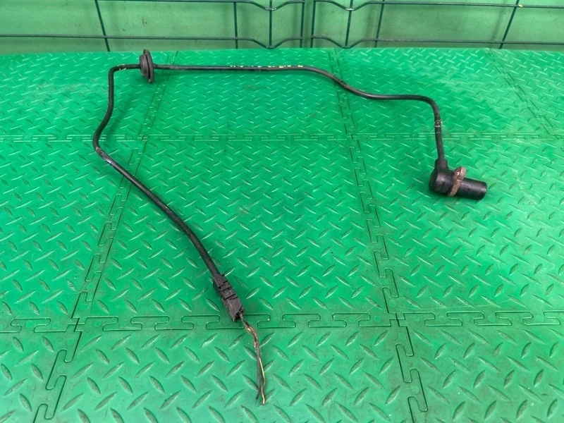 Датчик abs Mercedes-Benz W210