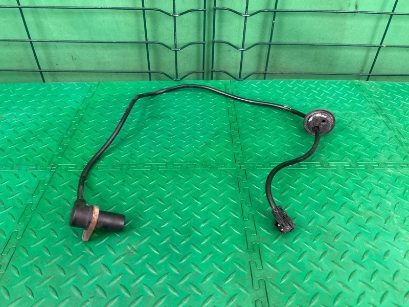 Датчик abs Mercedes-Benz W210