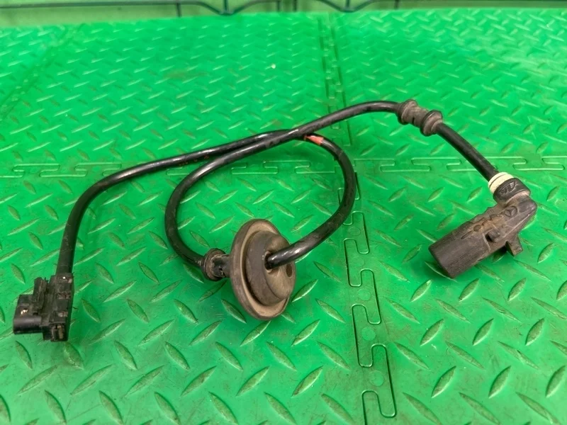 Датчик abs Mercedes-Benz W202