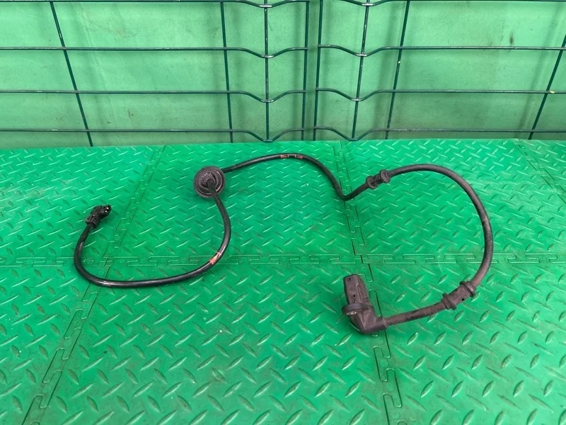 Датчик abs Mercedes-Benz W202