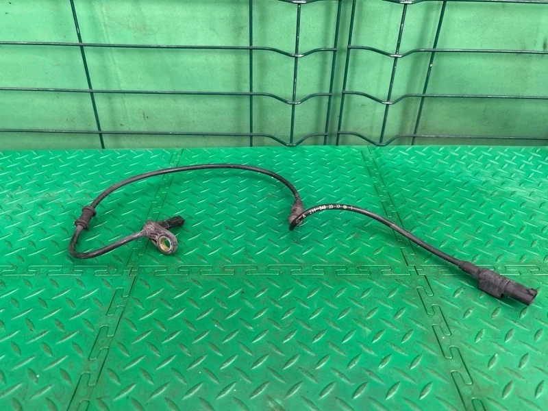 Датчик abs Mercedes-Benz W211