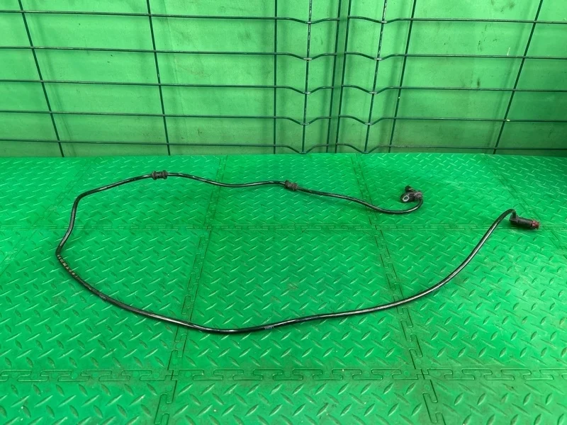 Датчик abs Mercedes-Benz W211