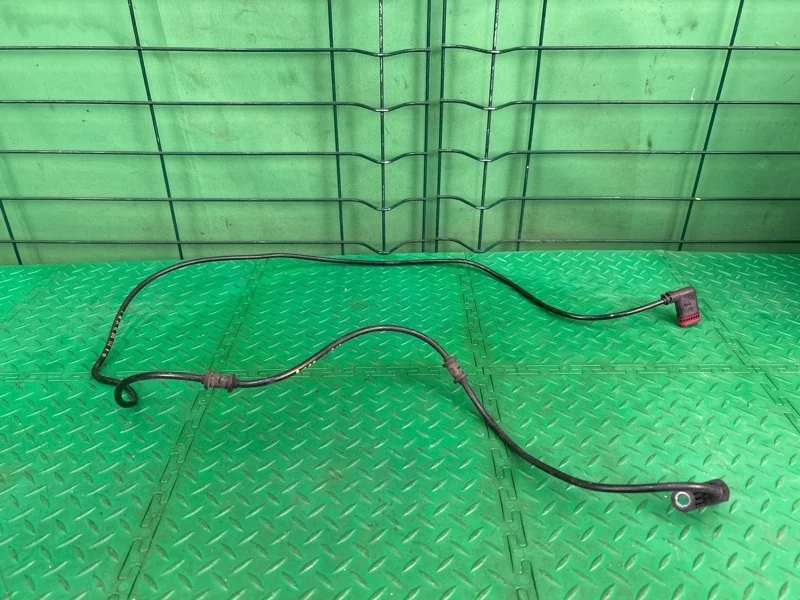 Датчик abs Mercedes-Benz W211