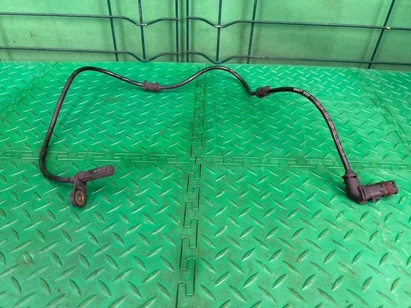 Датчик abs Mercedes-Benz W203