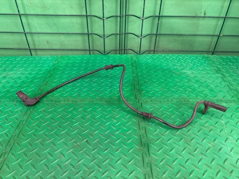 Датчик abs Mercedes-Benz W203