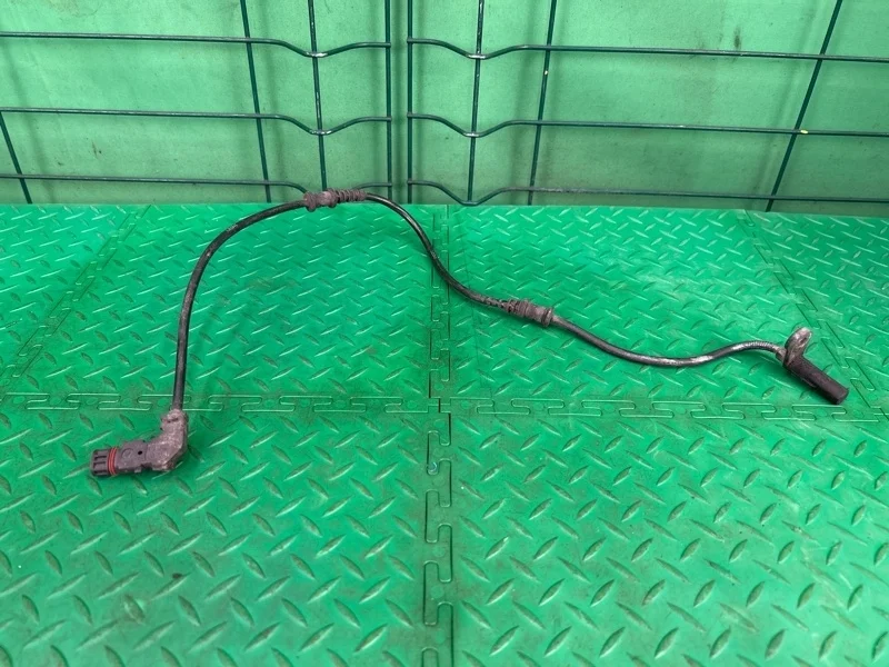 Датчик abs Mercedes-Benz W203