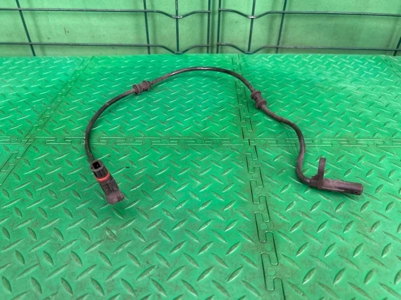 Датчик abs Mercedes-Benz W203