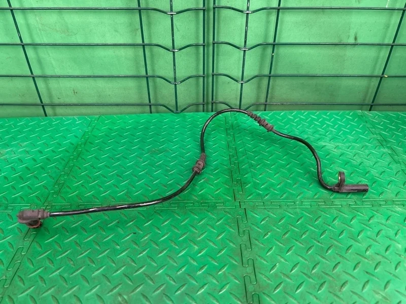 Датчик abs Mercedes-Benz W203