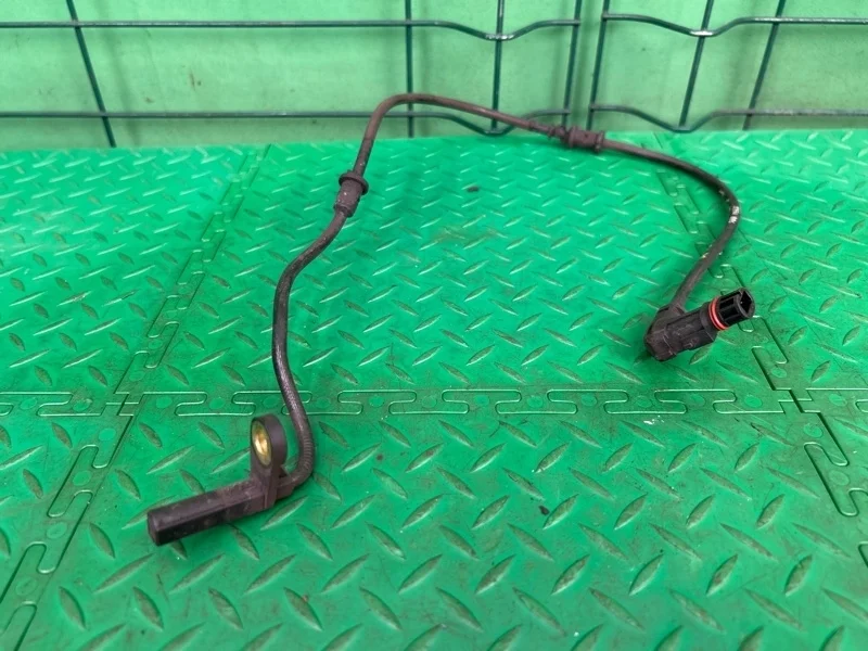 Датчик abs Mercedes-Benz W203