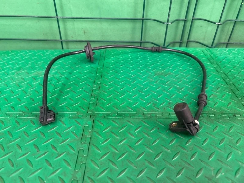 Датчик abs Mercedes-Benz W202