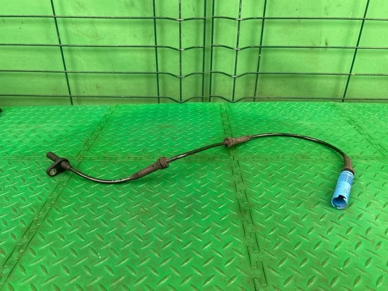 Датчик abs BMW 5 E60