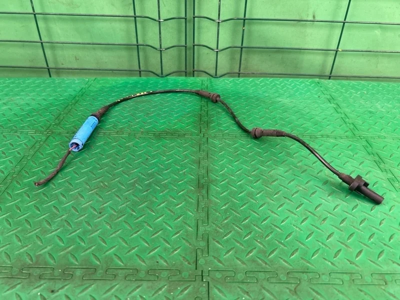 Датчик abs BMW 5 E60