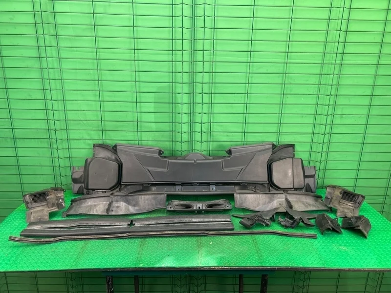 Корпус салонного фильтра BMW X1 E84