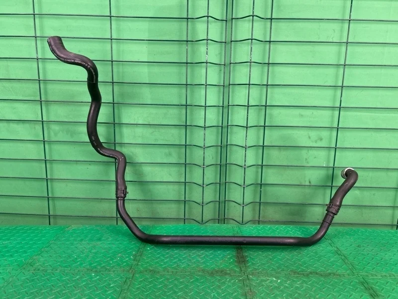 Патрубок системы охлаждения Mercedes-Benz CLS 2005 W219