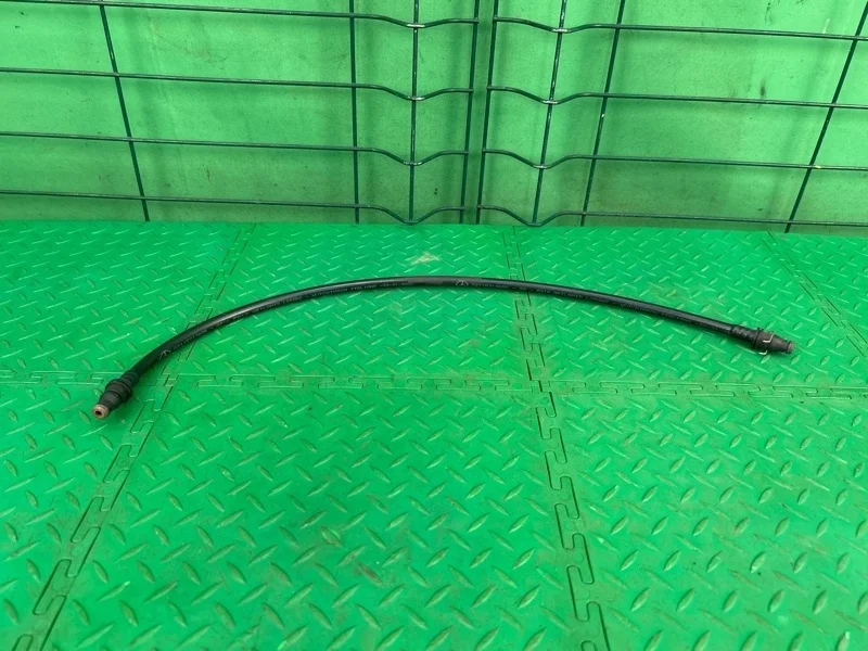 Патрубок системы охлаждения Mercedes-Benz W211