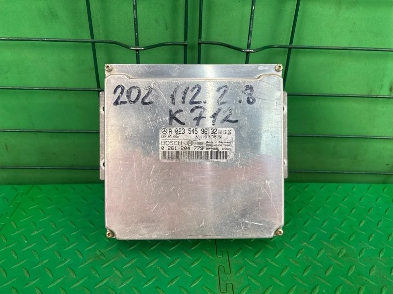 Блок управления двс Mercedes-Benz W202