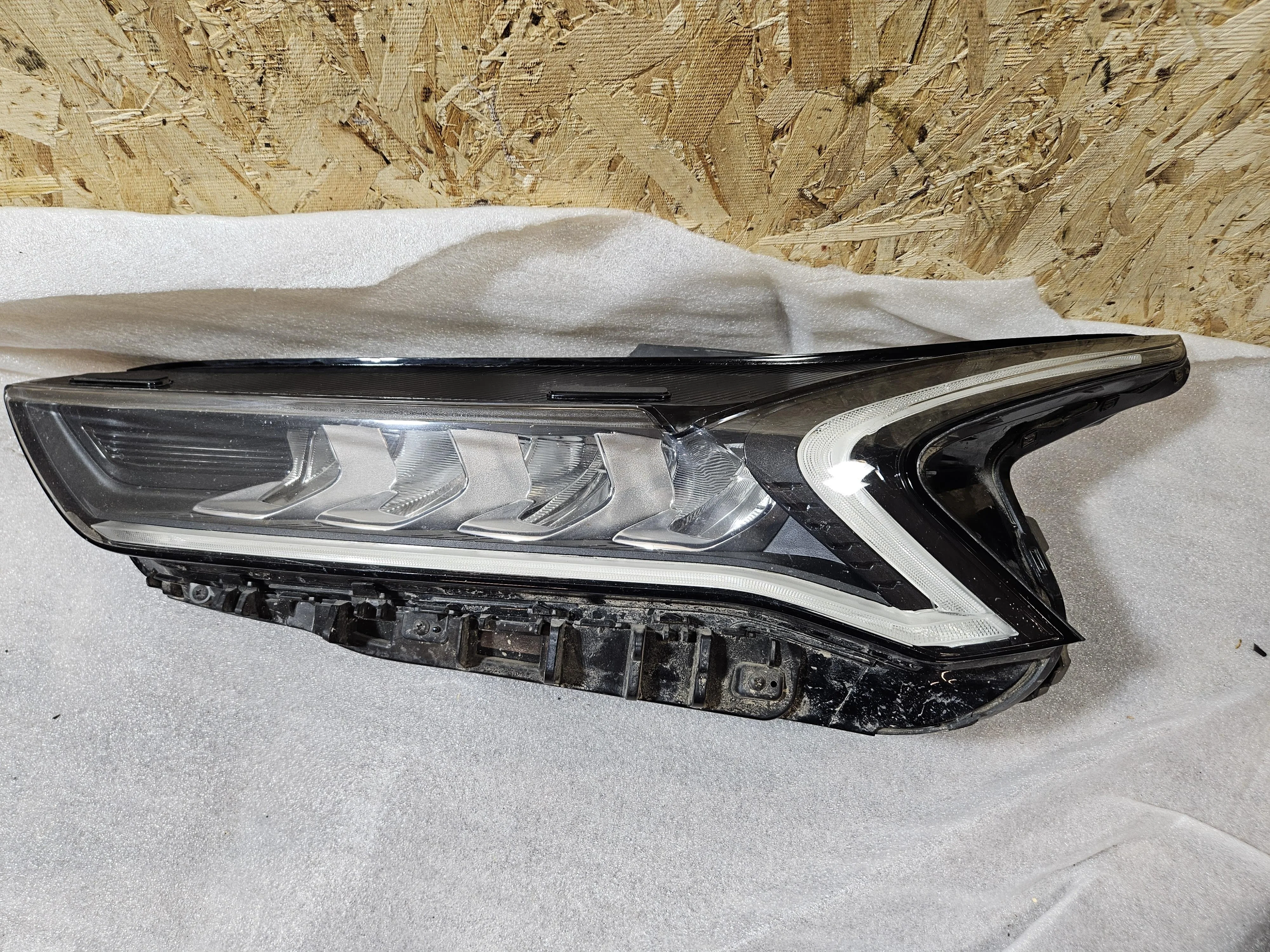 Фара светодиодная без корпуса левая LH Kia K5 DL3 2019-н.в.