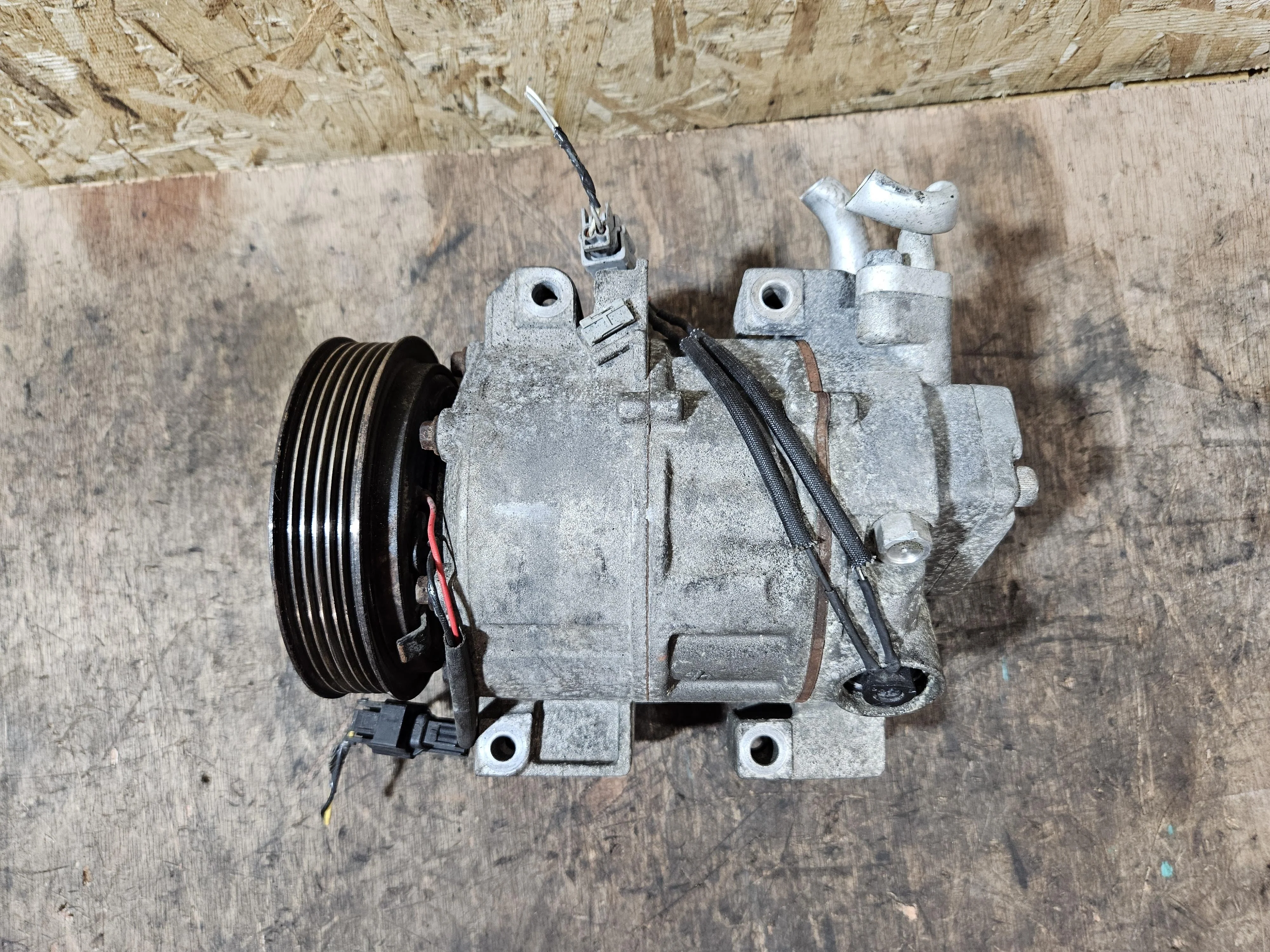 Компрессор кондиционера Nissan QR25DE X-Trail Qashqai Teana