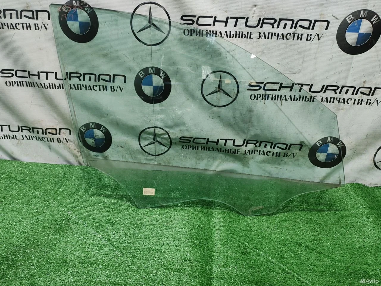 Стекло переднее правое mercedes glc x253 19г,в