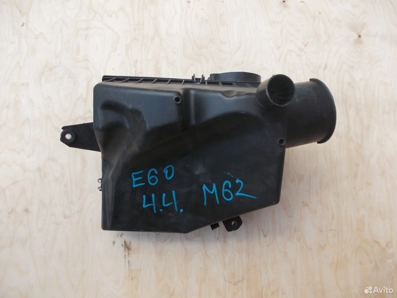 Корпус воздушного фильтра bmw 525 545 e60