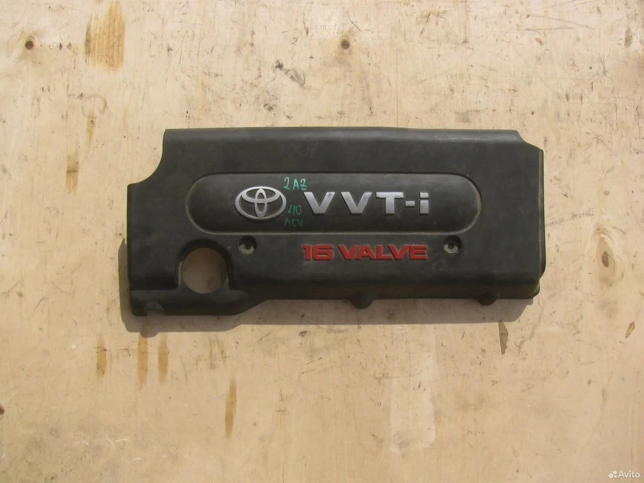 Крышка на двигатель toyota camry 2.4