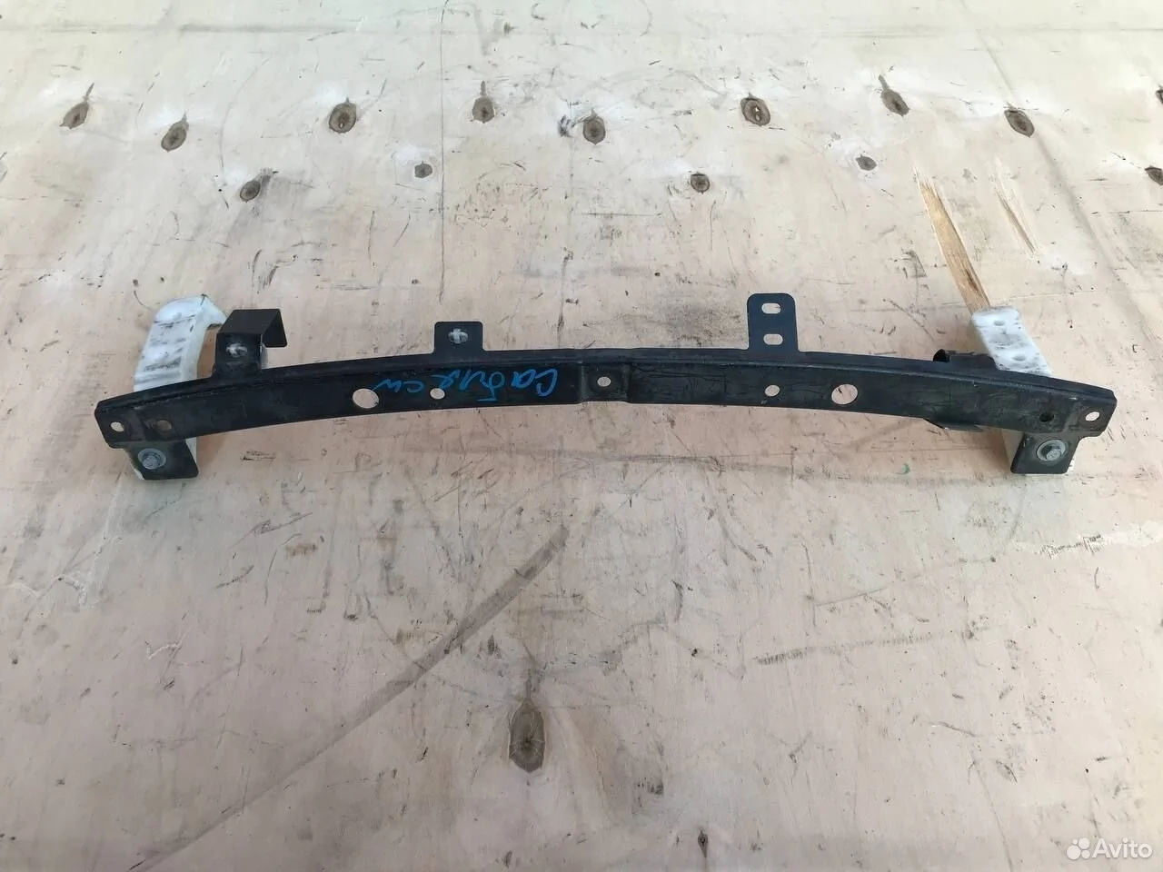 Усилитель перед бампера mitsubishi outlander xl