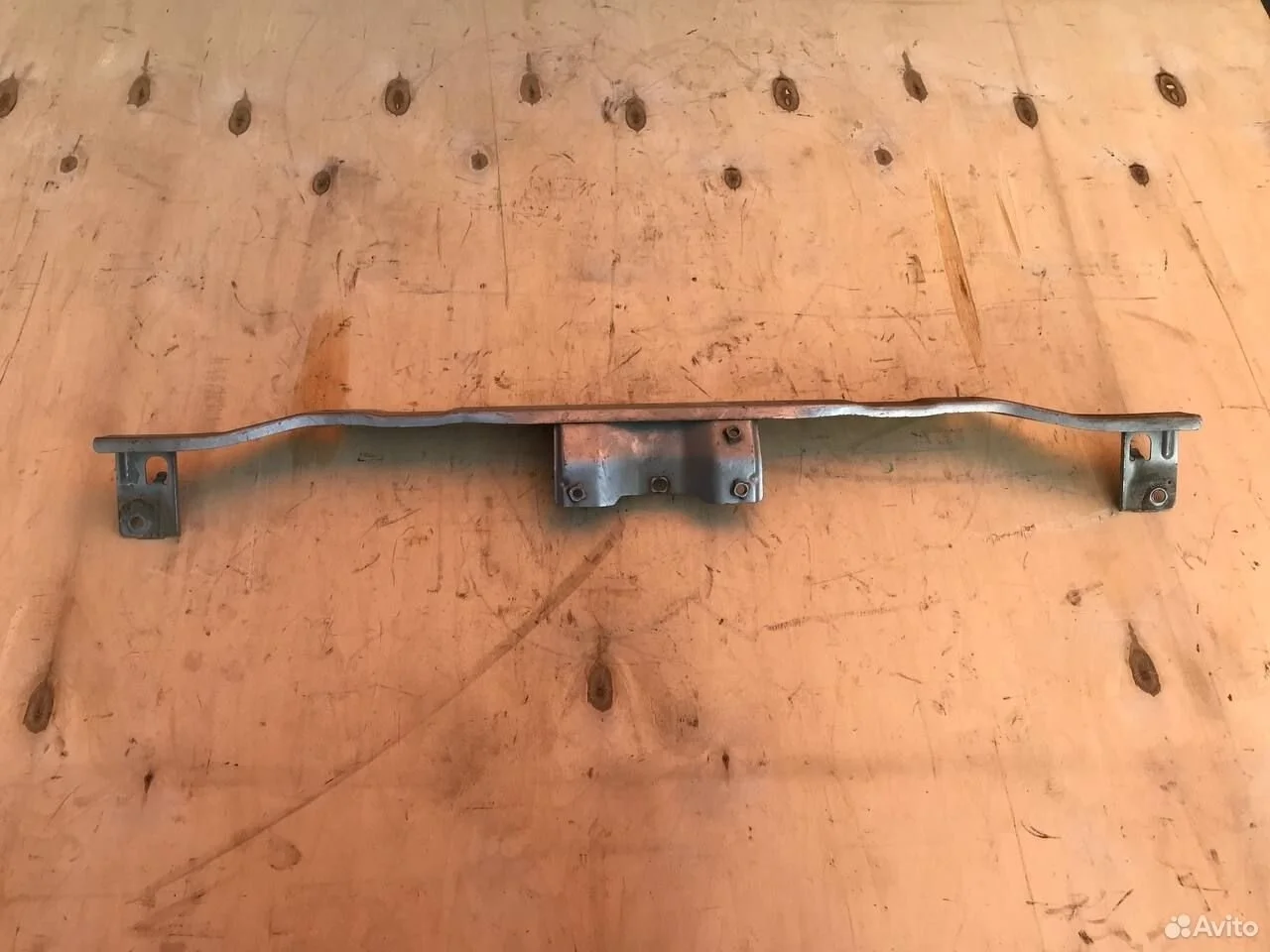 Усилитель перед бампера mitsubishi outlander 1