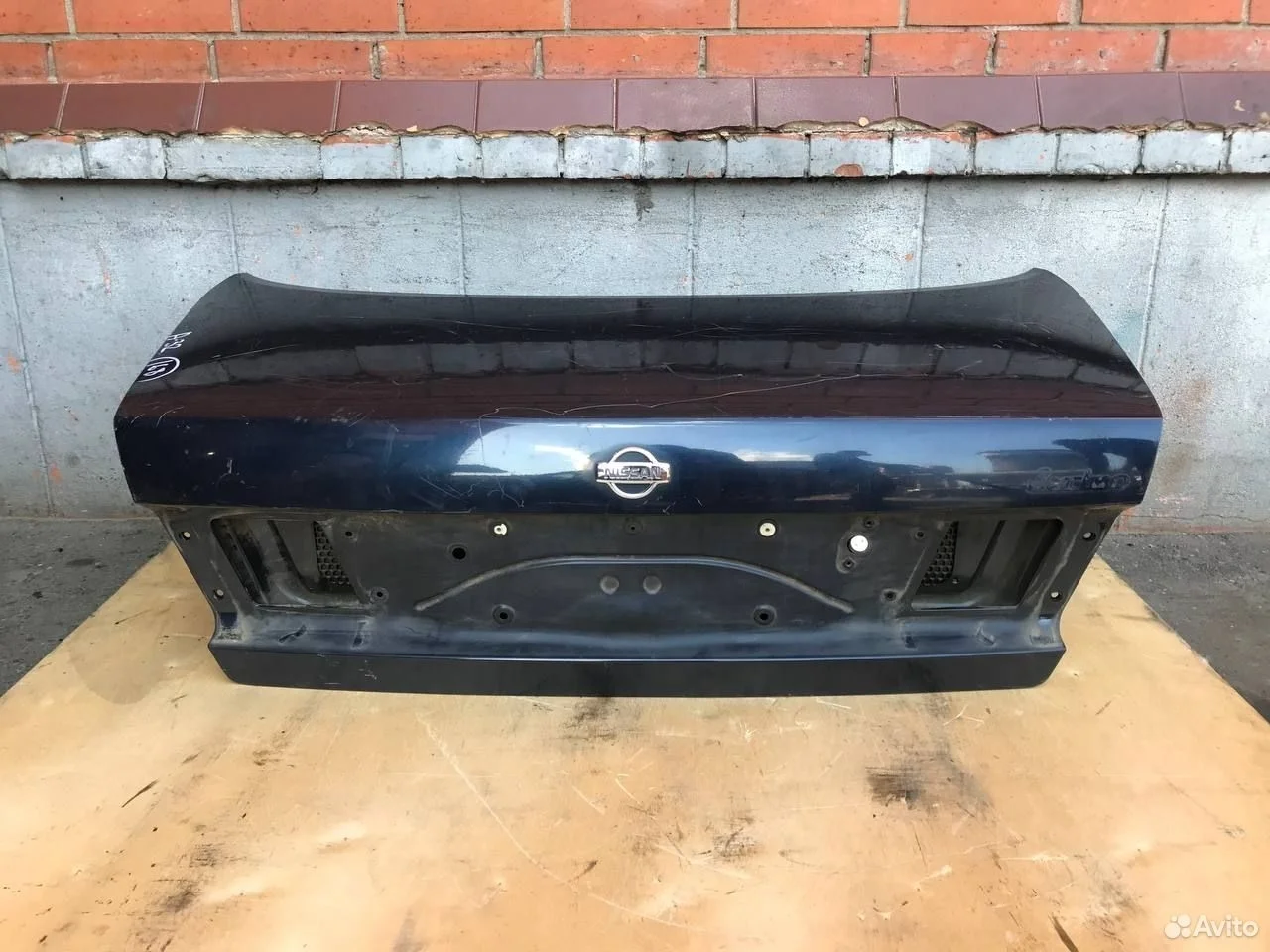 Крышка багажника nissan maxima cefiro a32