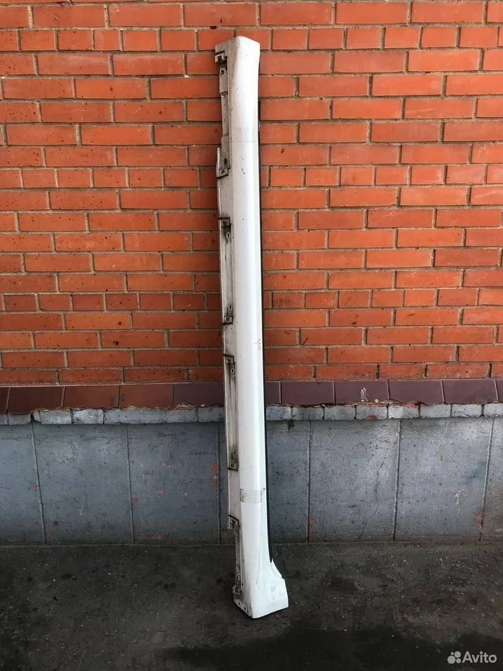 Порог пластиковый левый lexus is250 gse20 is