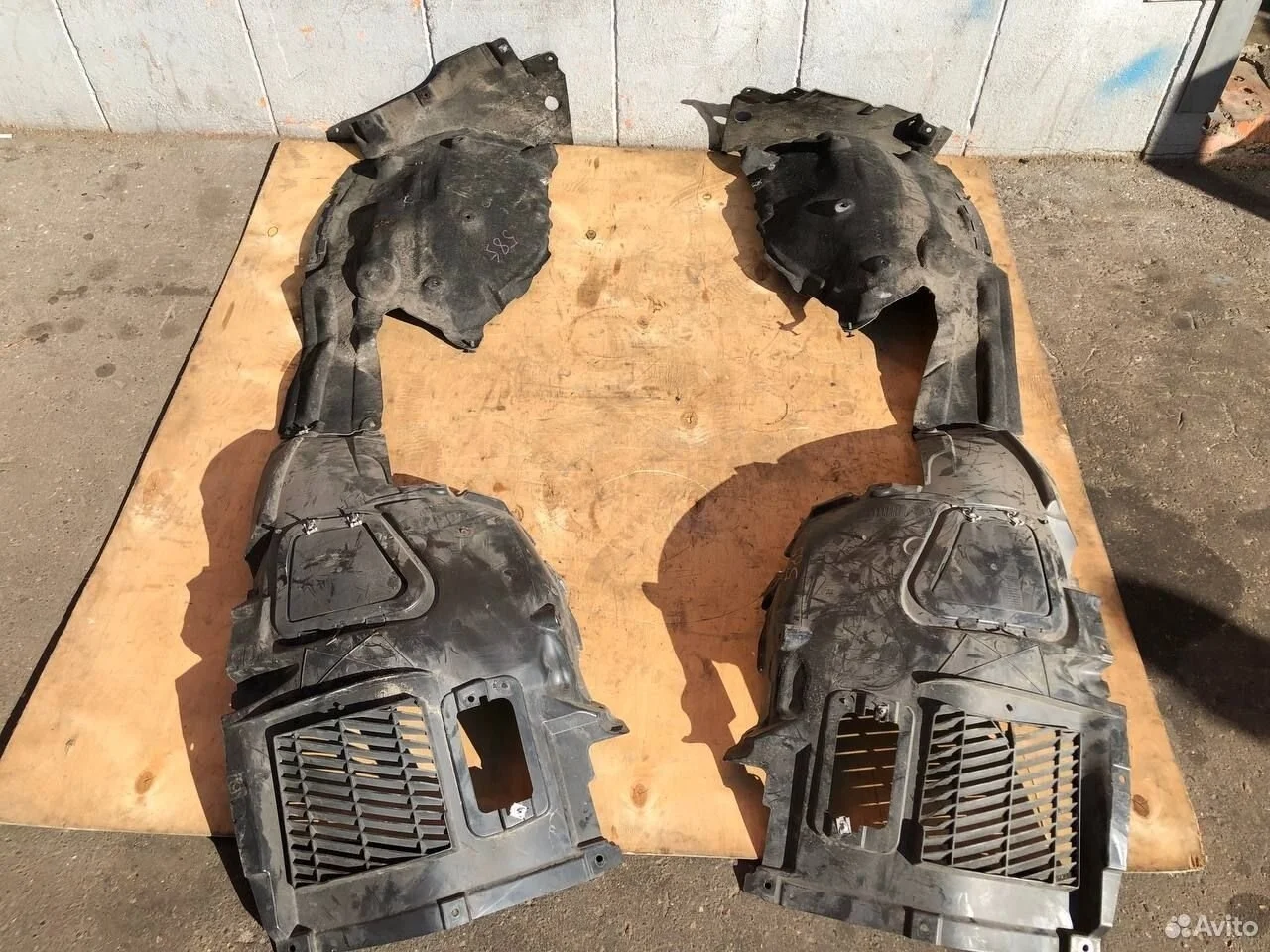 Передний подкрылок bmw 520 530 f10