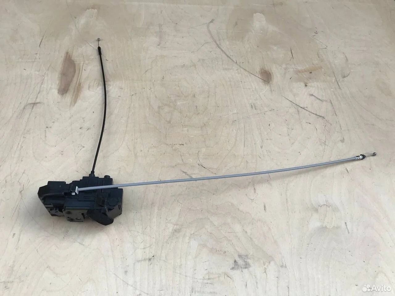 Замок задний левый nissan qashqai j10