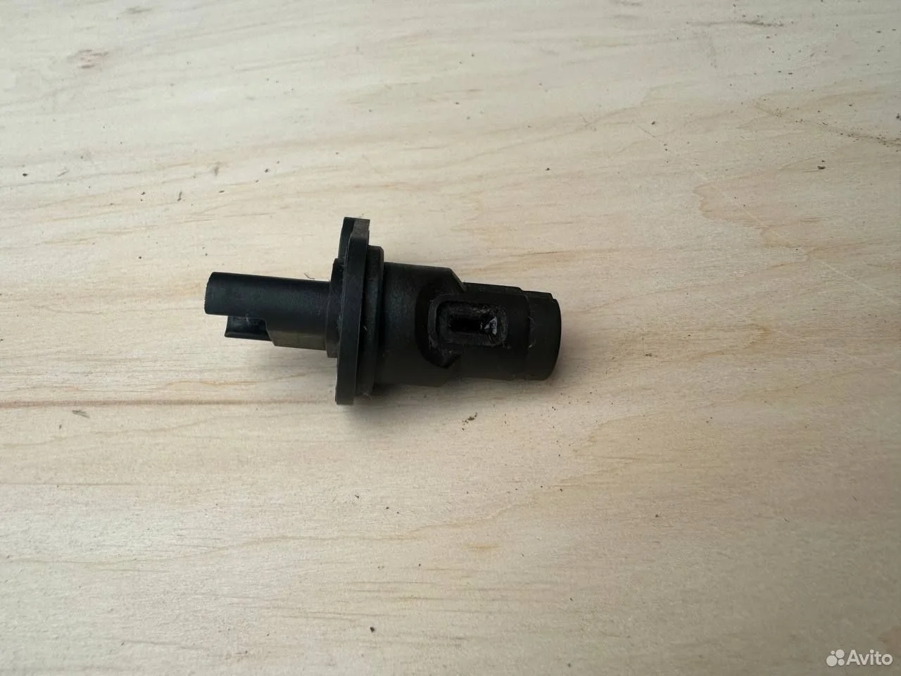 Датчик распредвала bmw n46b20 e90 e87 e84 e83