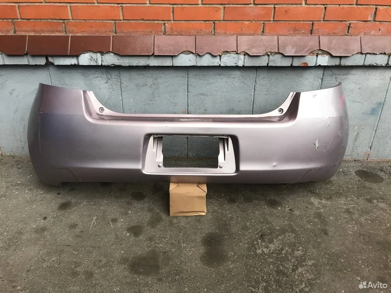 Задний бампер toyota yaris vitz scp90