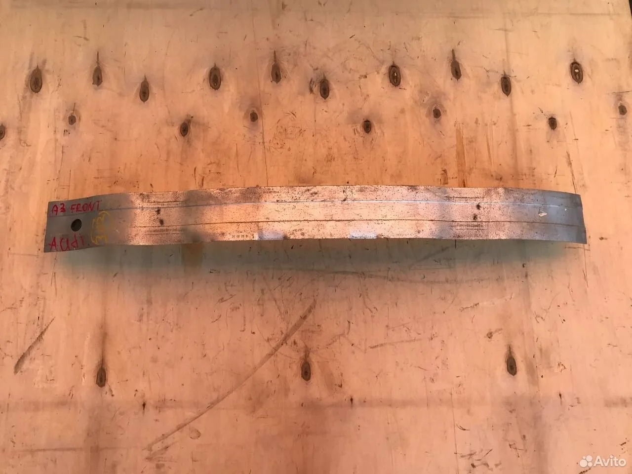 Усилитель переднего бампера audi a3 8p
