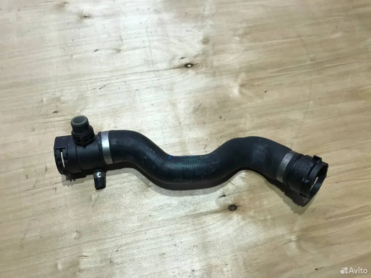 Верхний патрубок радиатора bmw f10 n20