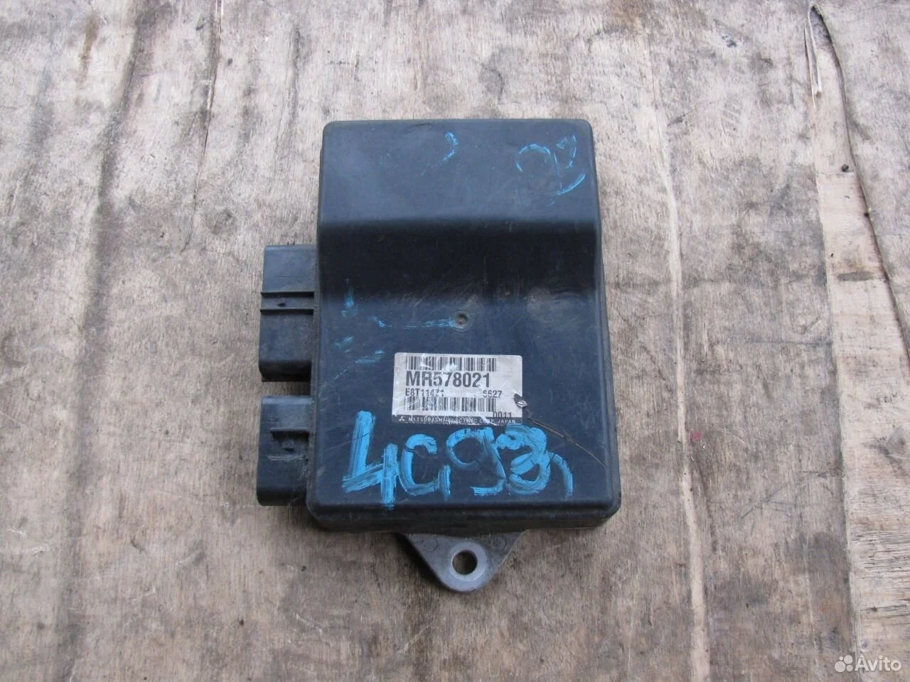 Блок управления форсунками mitsubishi mr578021