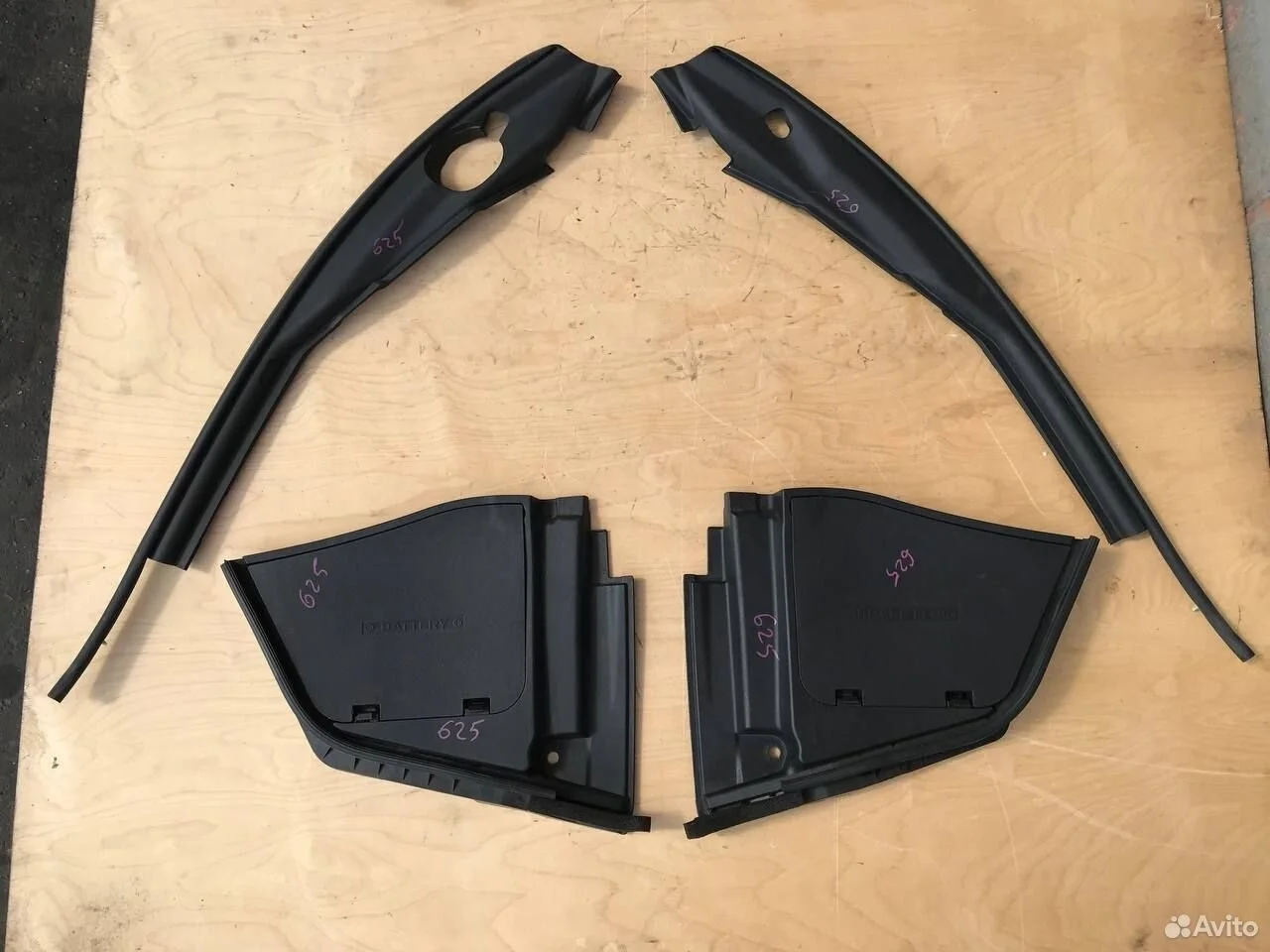 Накладка на крыло под капот infiniti q50 v37