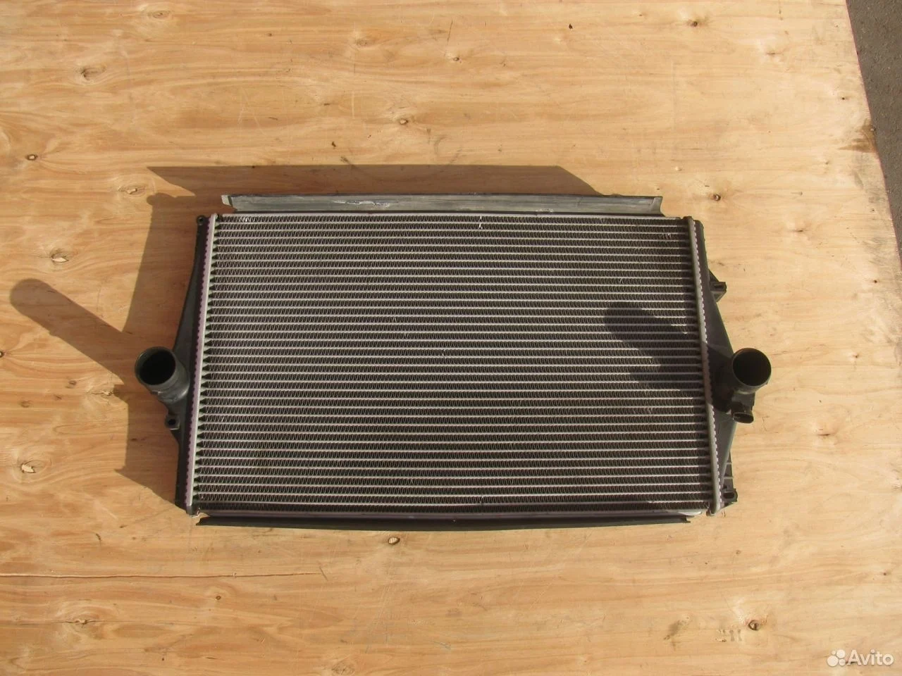 Радиатор интеркулер volvo s60 s80 v70 xc70
