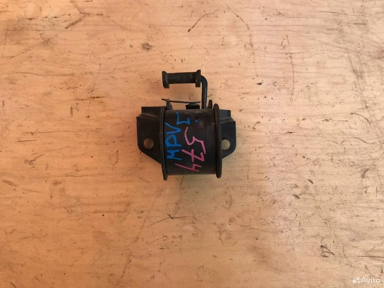 Подушка акпп левая mazda mpv lwew