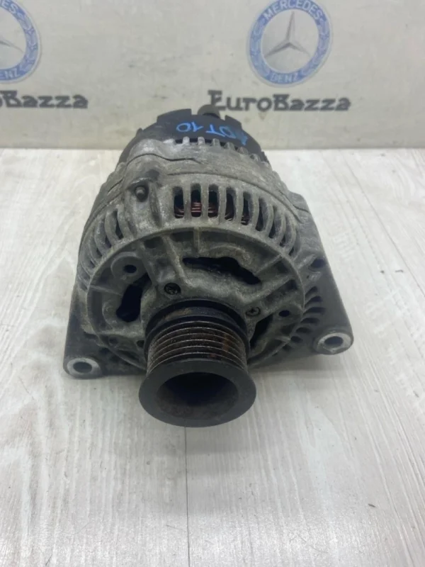 Генератор Mercedes 1997 W202