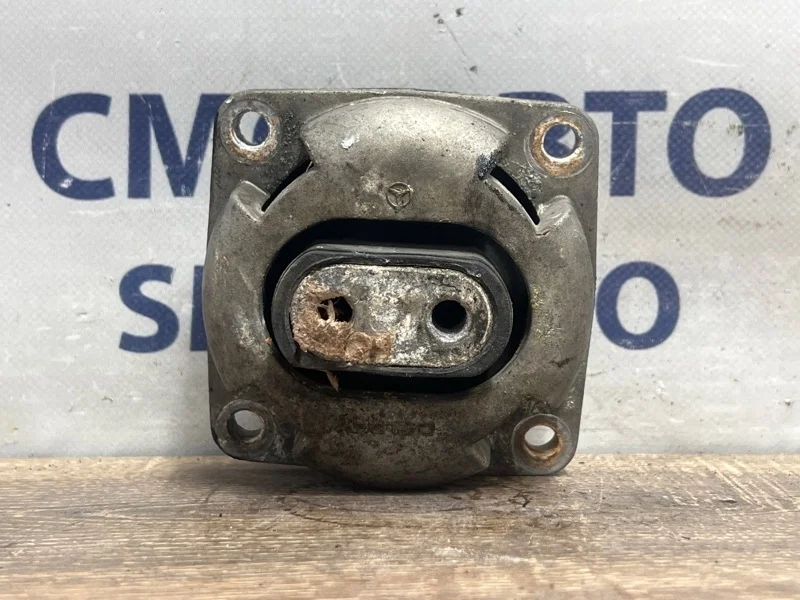 Опора АКПП Mercedes-Benz ML 2010 A2512401718 W164 642.820