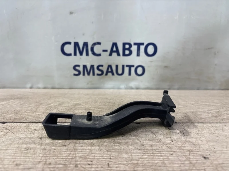Кронштейн бампера Mercedes-Benz E-Class 2009 A2128852114 W212 272.952, задний левый