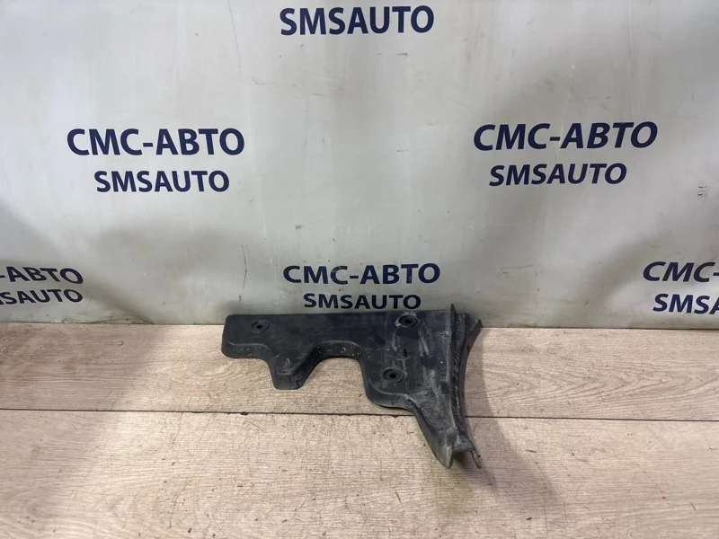 Кронштейн бампера Audi A6 2006 4F5807453 C6 3.2 AUK, задний левый