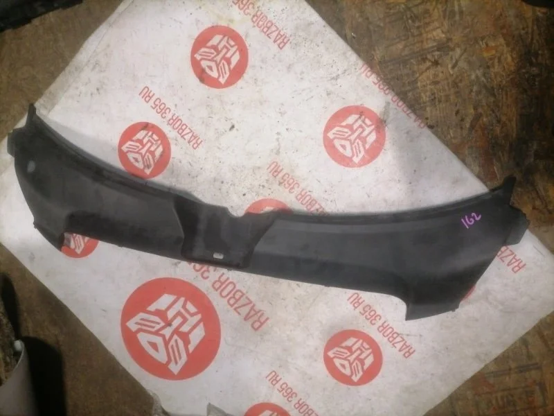 Накладка панель Audi A6 2006 4F2